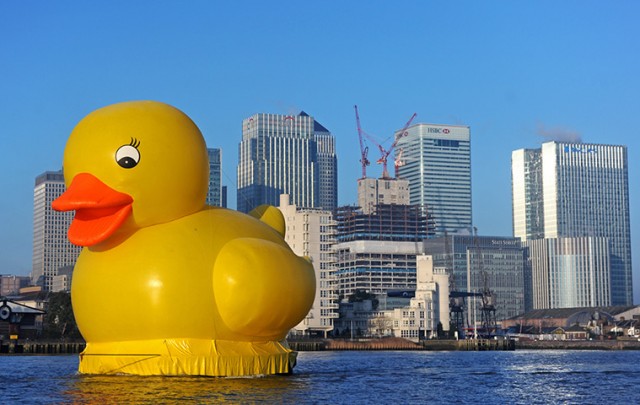 Bunny & Dolly | Giant Rubber Duck in London