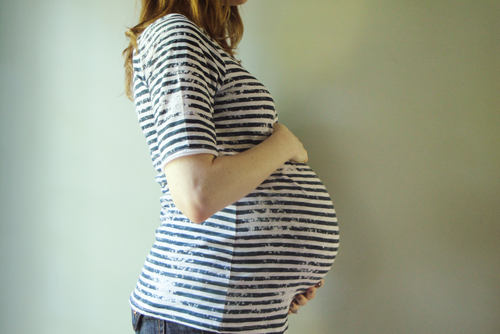 33 weeks 5 days pregnancy side