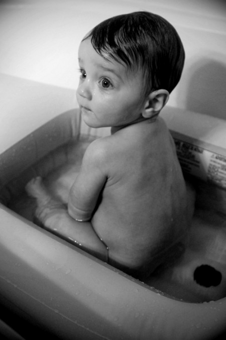 inflatable baby tub