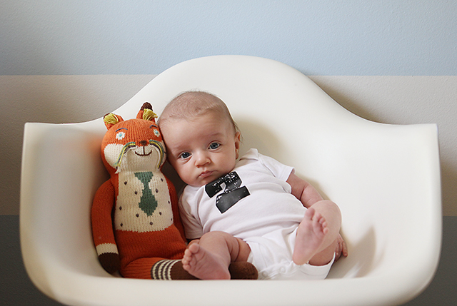 monthly baby photo - two months old