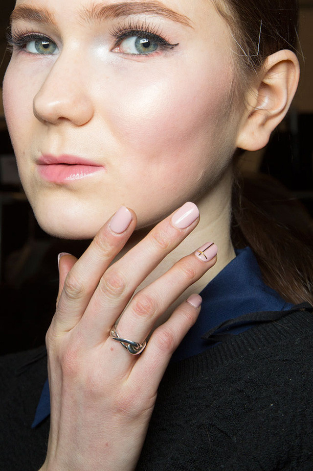 Erin Fetherston fall nail art ideas