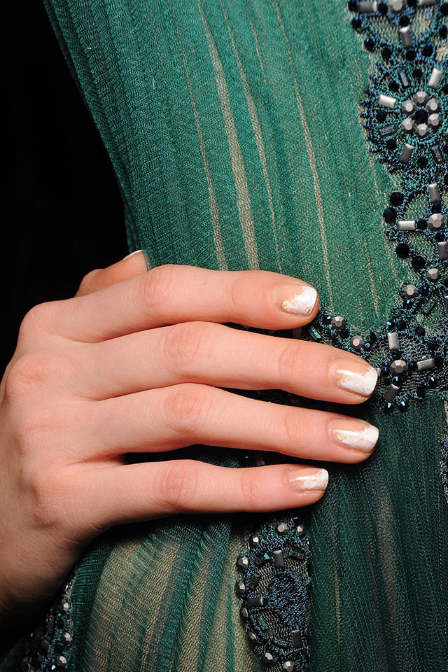 Tadashi Shoji fall nail art ideas